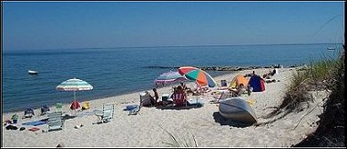Cape Cod Bay beach in Brewster
